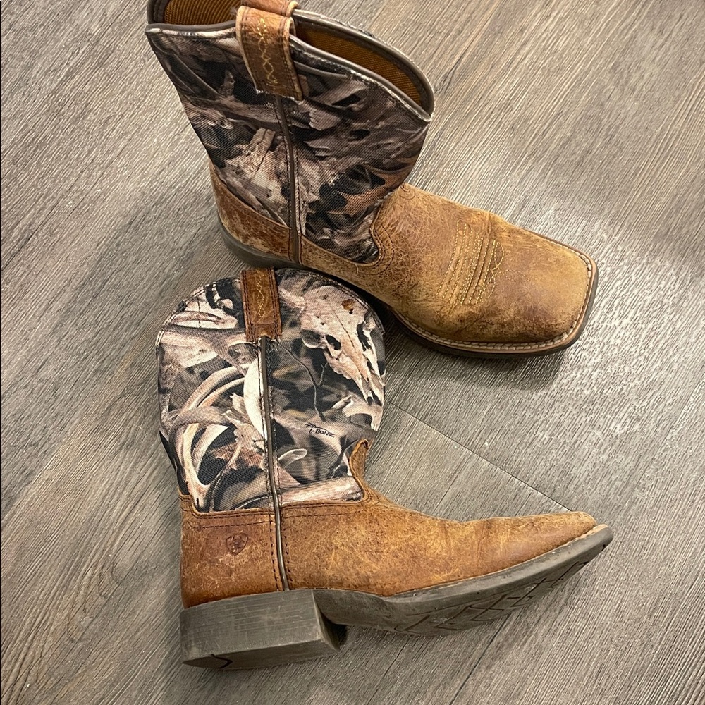 Ariat Cowboy Boots